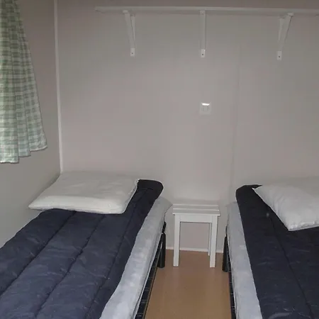 Mobil-home Avec Terrasse - 4 Pers. - Api-1-52-2140 *