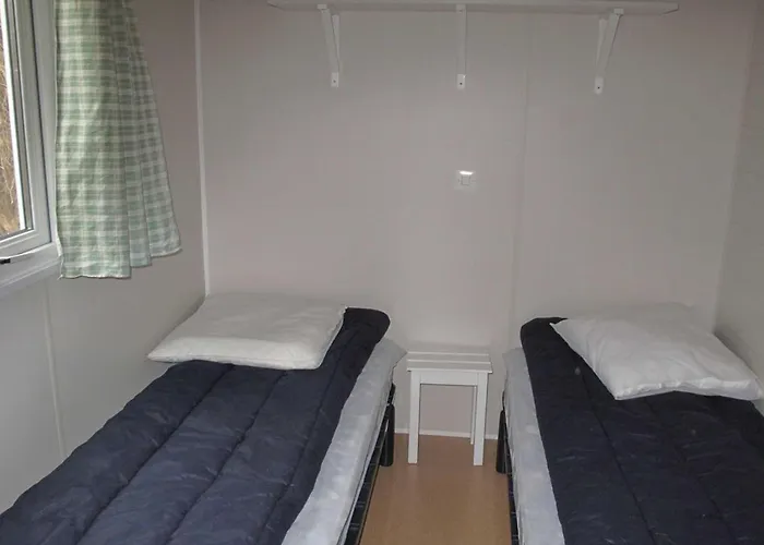 Mobil-home Avec Terrasse - 4 Pers. - Api-1-52-2140 *