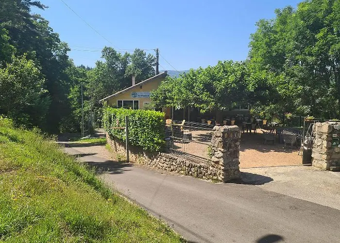 Camping Mobil-home Avec Terrasse - 4 Pers. - Api-1-52-2140